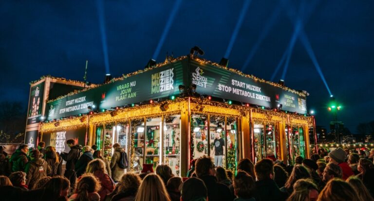 Hintham in Actie | Lopen voor het Glazen huis 🚶‍➡️🚶‍♀️‍➡️🚶‍♂️‍➡️